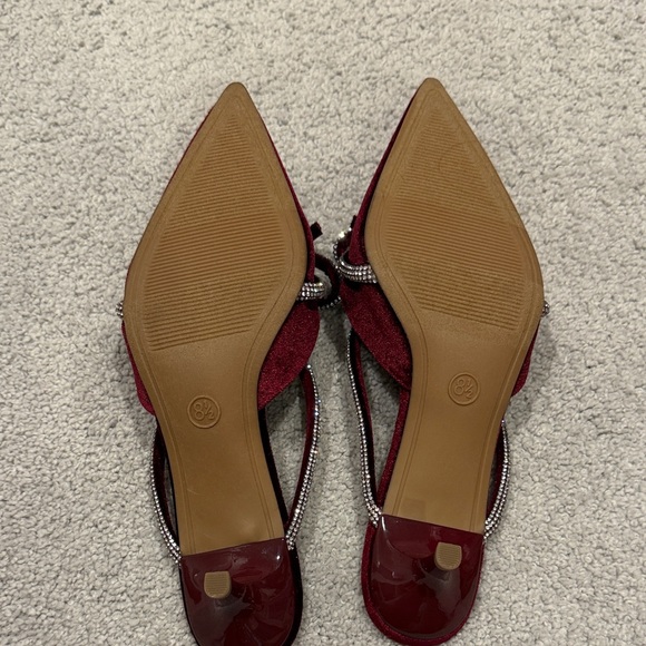 A New Day Burgundy Mules with Bow Detail Size 8.5 - Picture 7 of 9